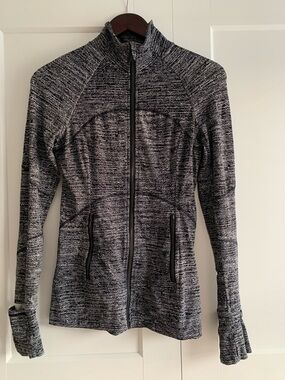 lululemon contour jacket white-Black Full-Zip light Jacket with thumb holes